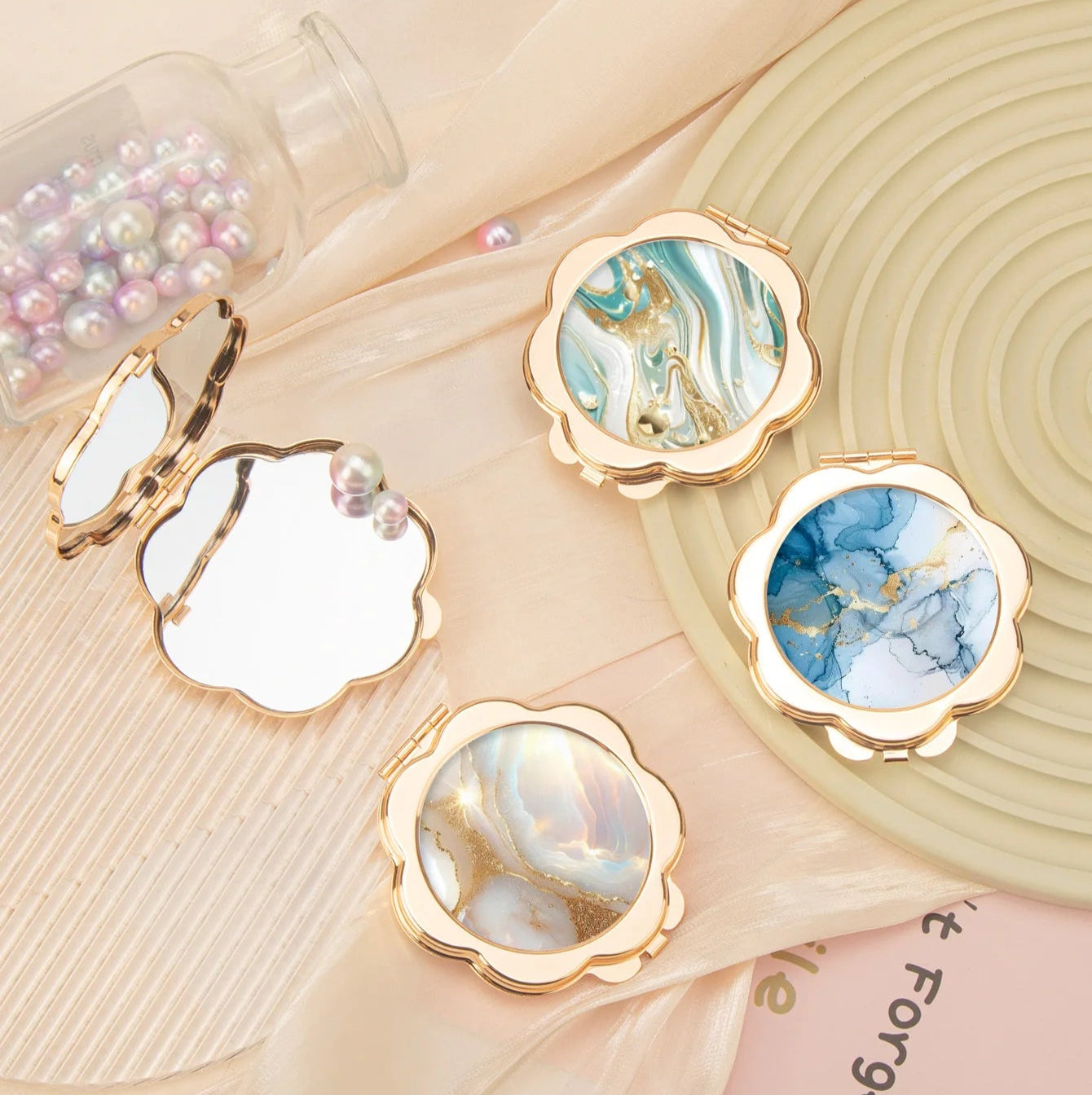 Delicate Double-Sided Makeup Mirror