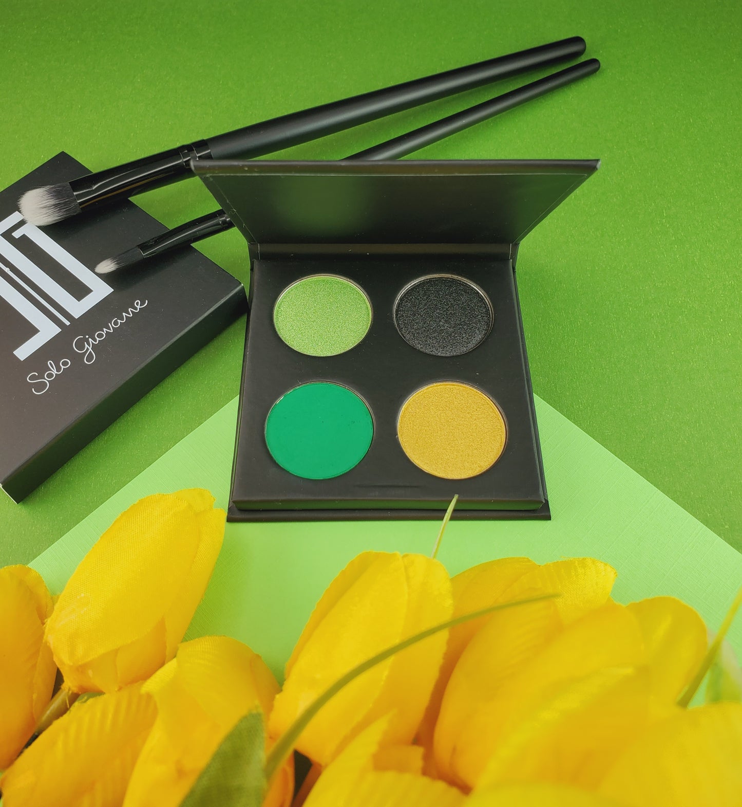 Shimmer & Matte Mini Eyeshadow Palette
