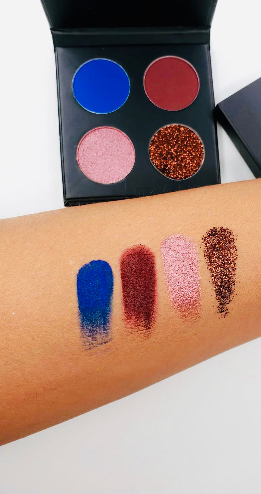 Matte & Glitter Mini Eyeshadow Palette