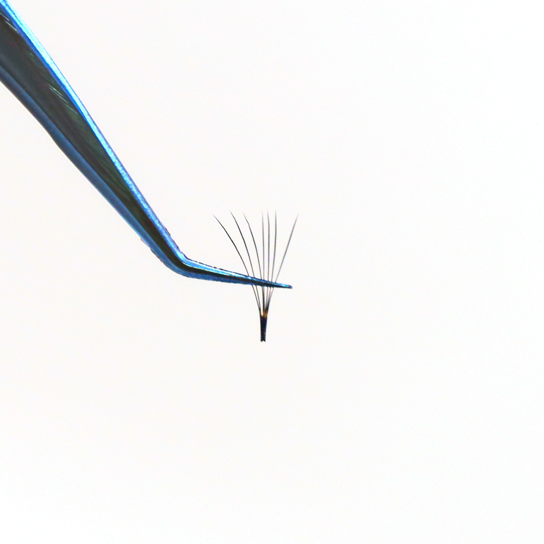 7D, .07, Handmade Loose Fans (750/3 Length Mix)