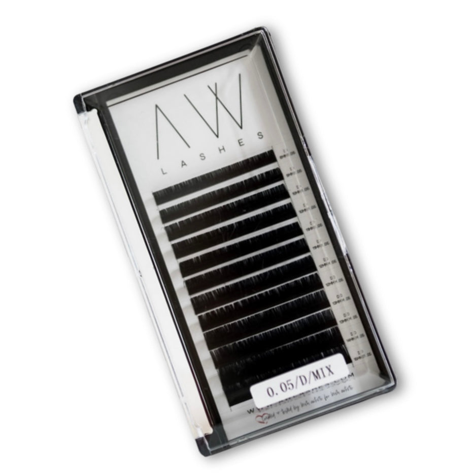 Fast Fanning Volume Lashes