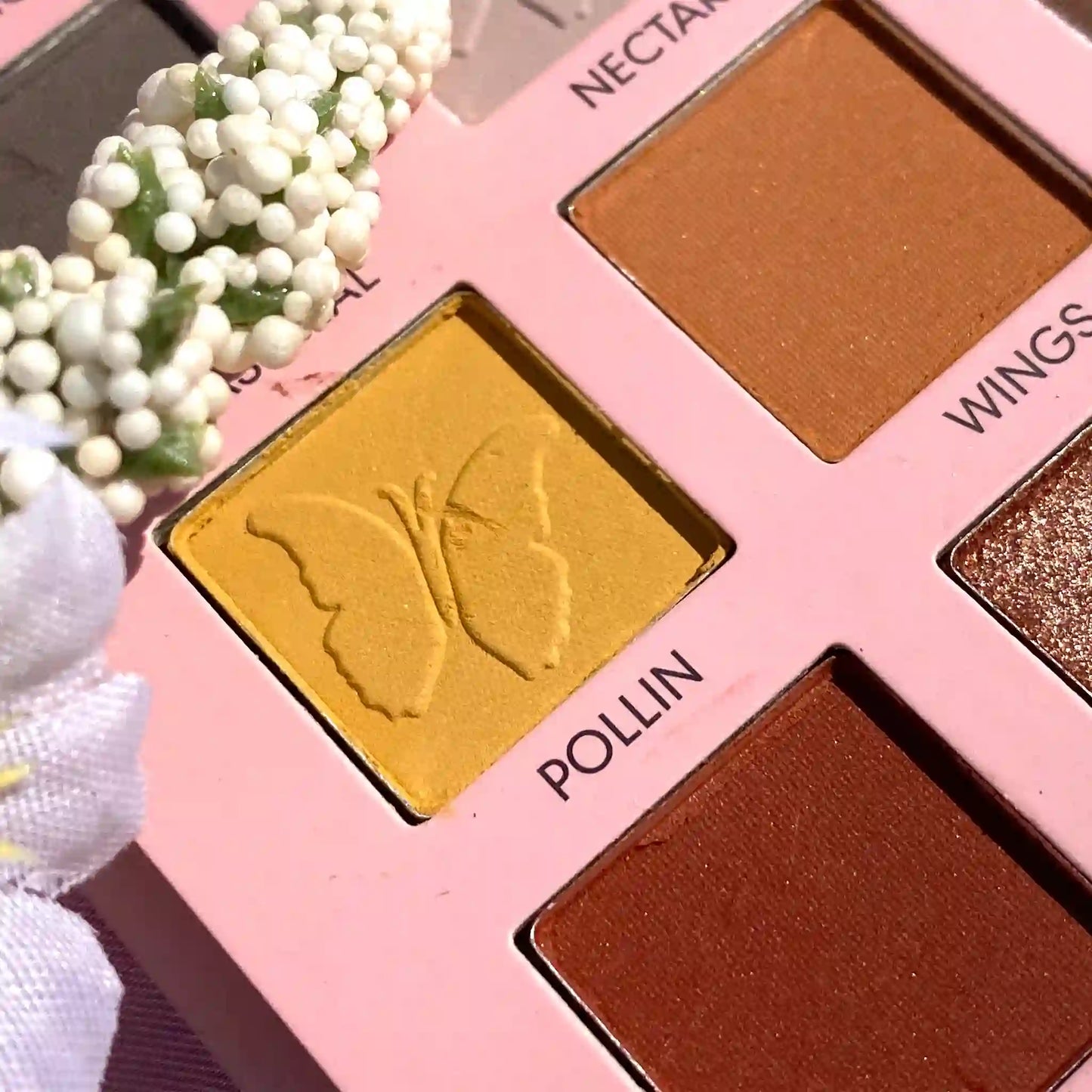 Monarka Eye Shadow Palette