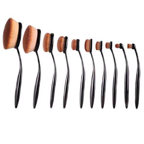 Set of 10 Oval Beauty Brushes