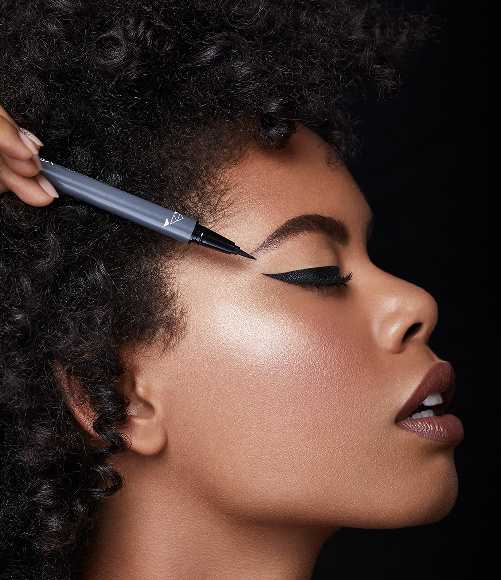 Verified Liquid Liner - Black